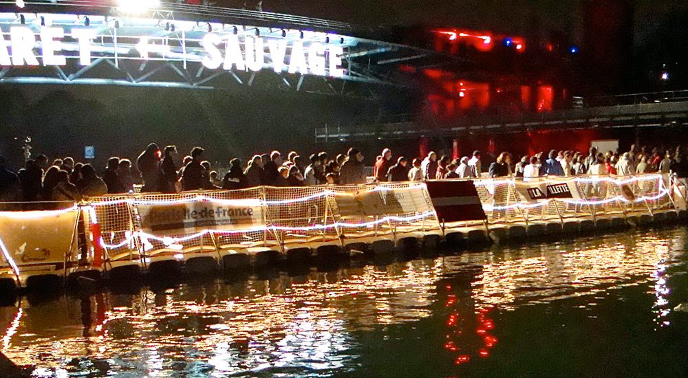 7-loc-passerelle-pont-barge-pas-cher-paserelle-flottante-original-sur-l-eau