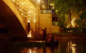 1-location-ponton-evenementiel-barge-spectacle-plateforme-flottante-artistique